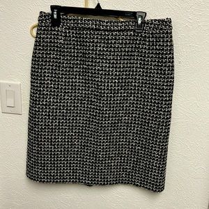 Tweed skirt